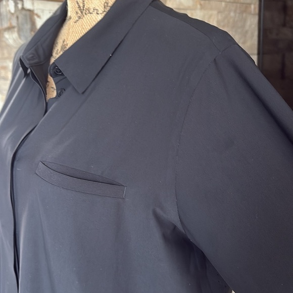 Athleta black long sleeve button down hi lo versatile shirt blouse stretch - Picture 6 of 16